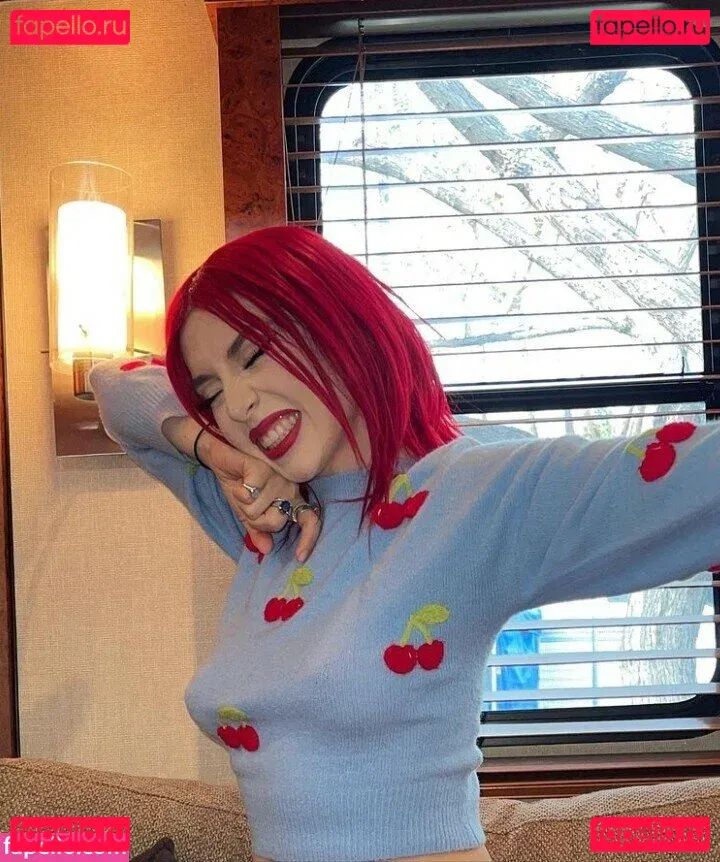 Ava Max Onlyfans Photo Gallery 