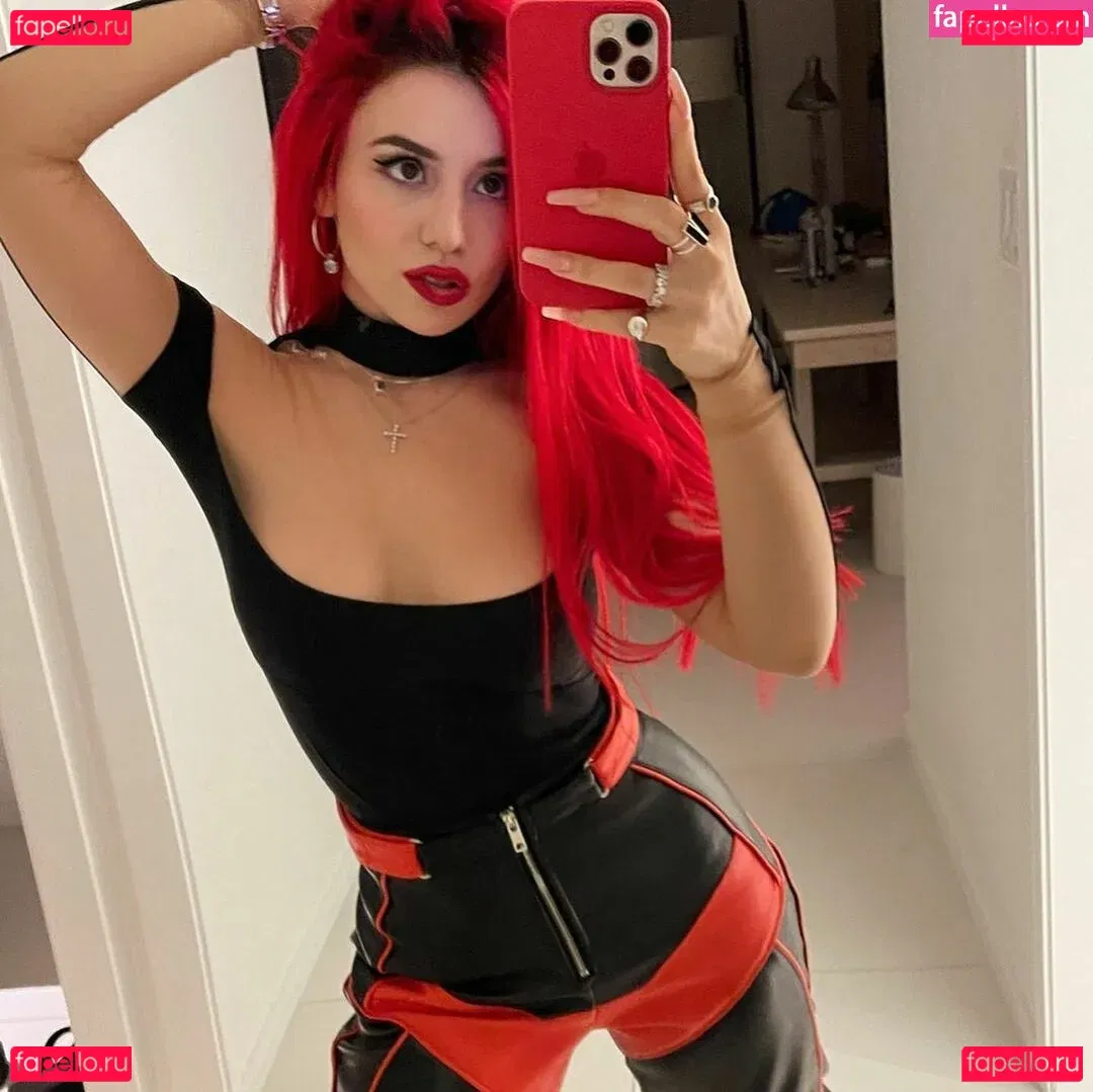 Ava Max Onlyfans Photo Gallery 