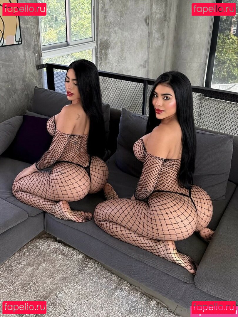 Gemelas Abello / gemelasabello / twinsabello Onlyfans Photo Gallery 