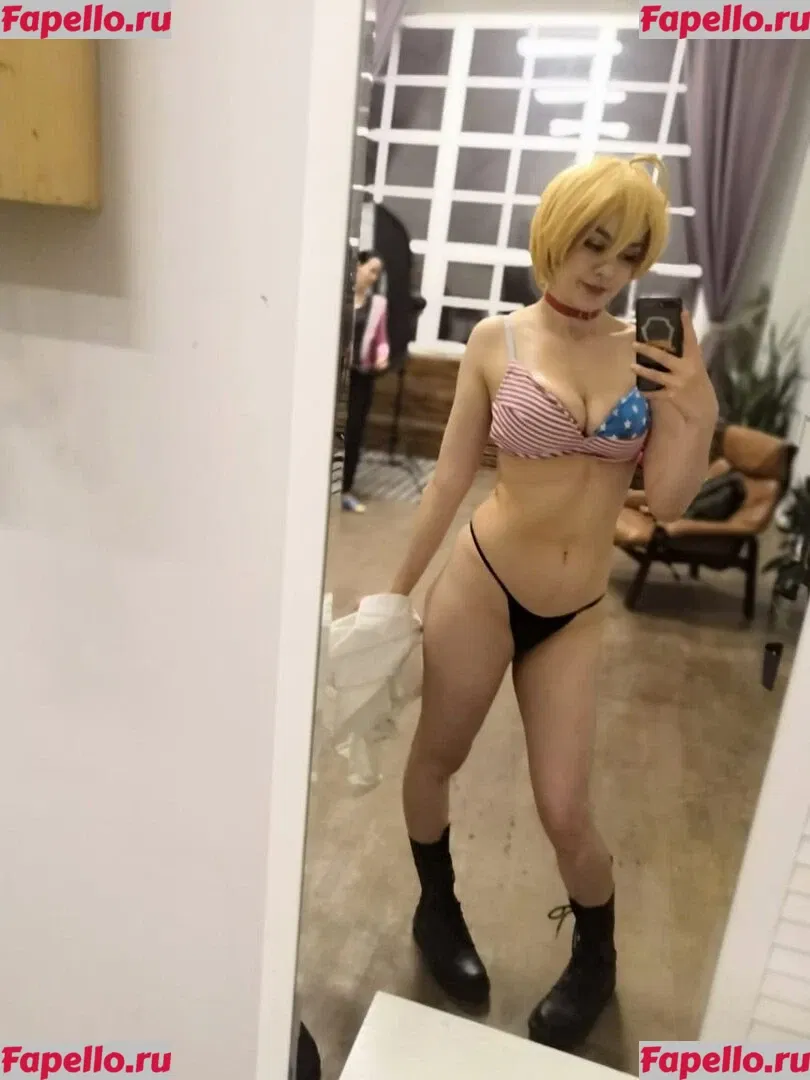 Oniksiya Sofinikum Onlyfans Photo Gallery 
