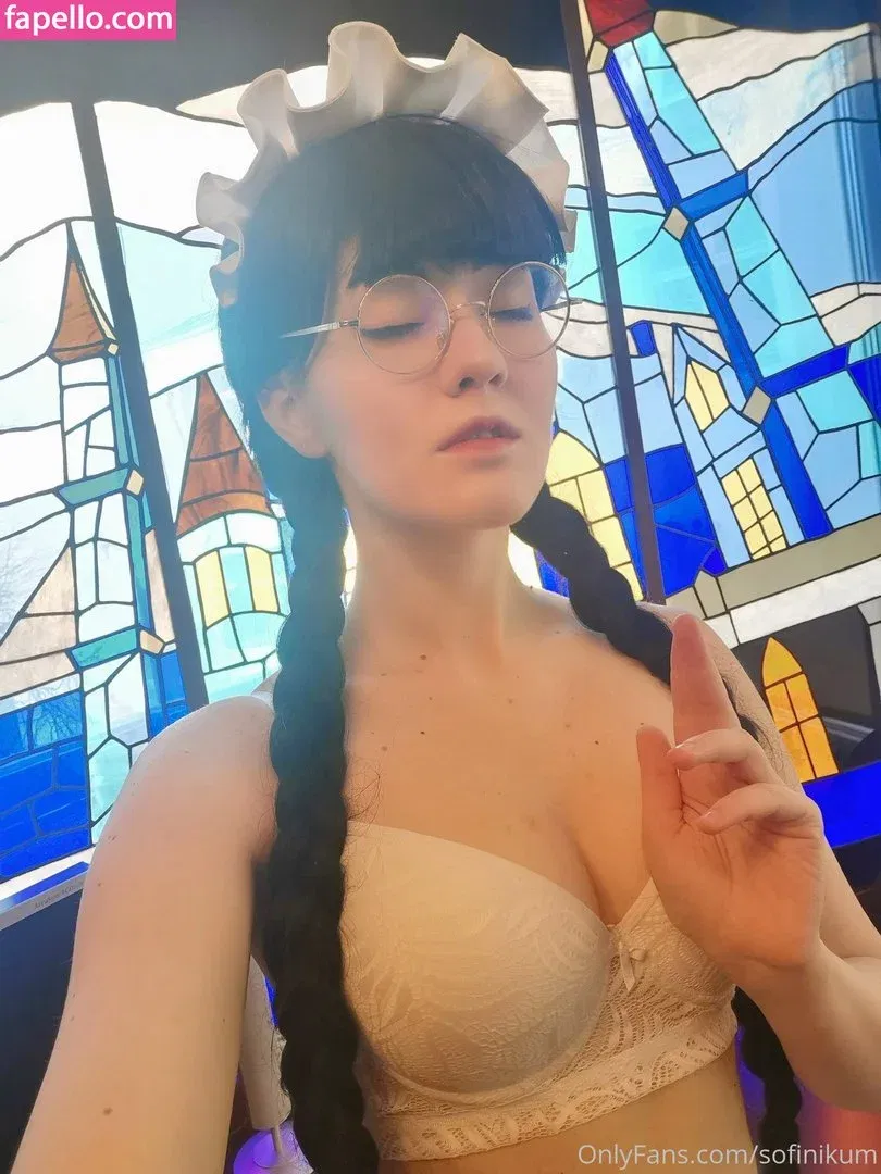 Oniksiya Sofinikum Onlyfans Photo Gallery 