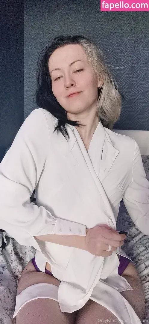 Oniksiya Sofinikum Onlyfans Photo Gallery 