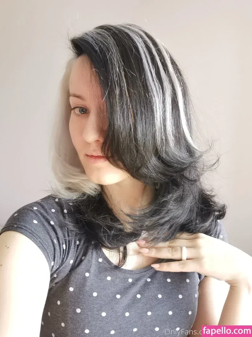 Oniksiya Sofinikum Onlyfans Photo Gallery 