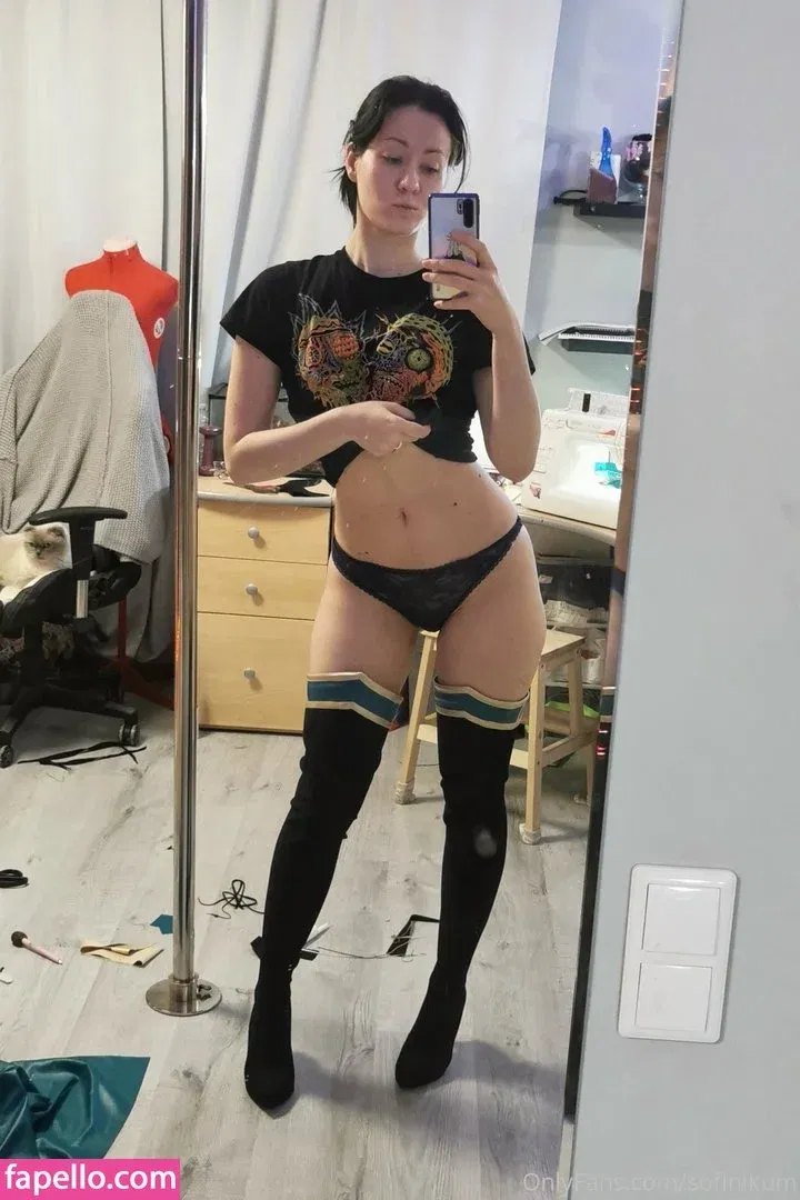 Oniksiya Sofinikum Onlyfans Photo Gallery 