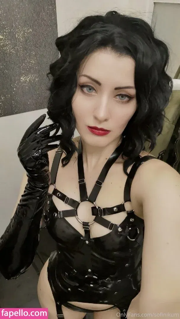 Oniksiya Sofinikum Onlyfans Photo Gallery 