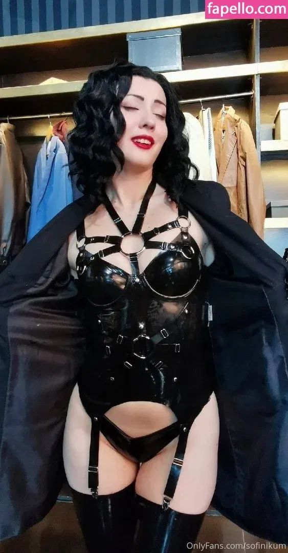 Oniksiya Sofinikum Onlyfans Photo Gallery 