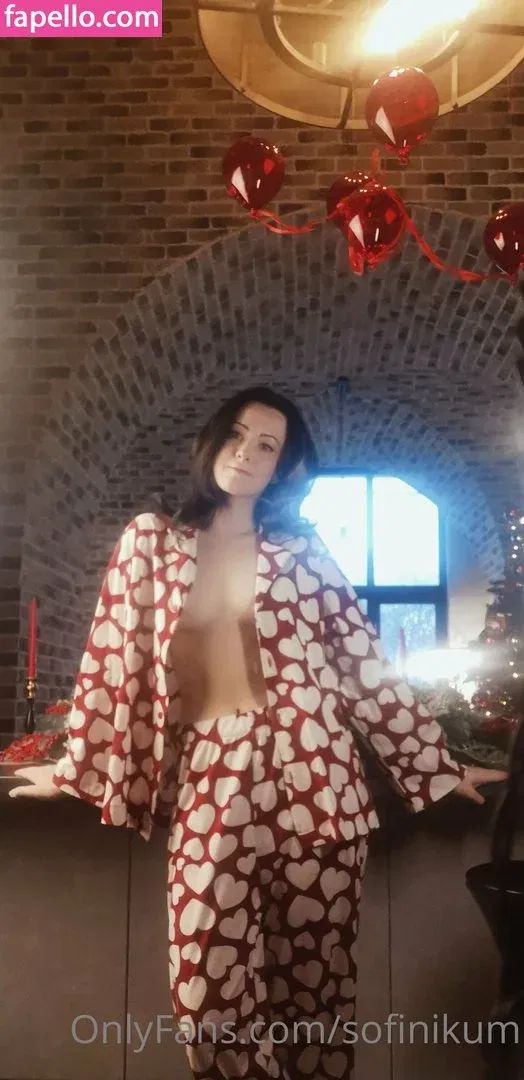 Oniksiya Sofinikum Onlyfans Photo Gallery 