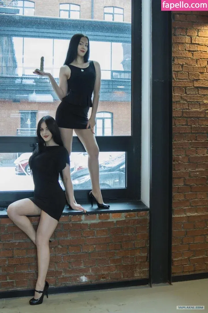 Oniksiya Sofinikum Onlyfans Photo Gallery 