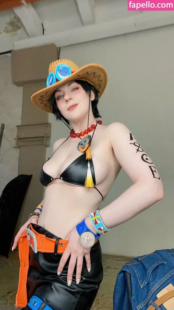 Oniksiya Sofinikum Onlyfans Photo Gallery 