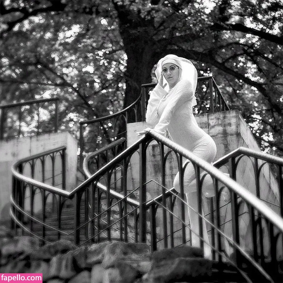 Oniksiya Sofinikum Onlyfans Photo Gallery 