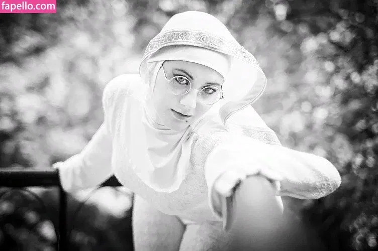 Oniksiya Sofinikum Onlyfans Photo Gallery 