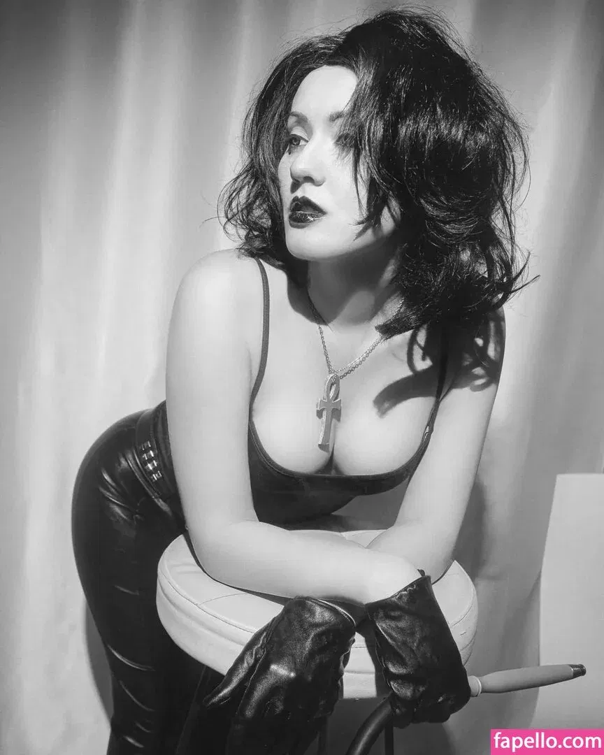 Oniksiya Sofinikum Onlyfans Photo Gallery 