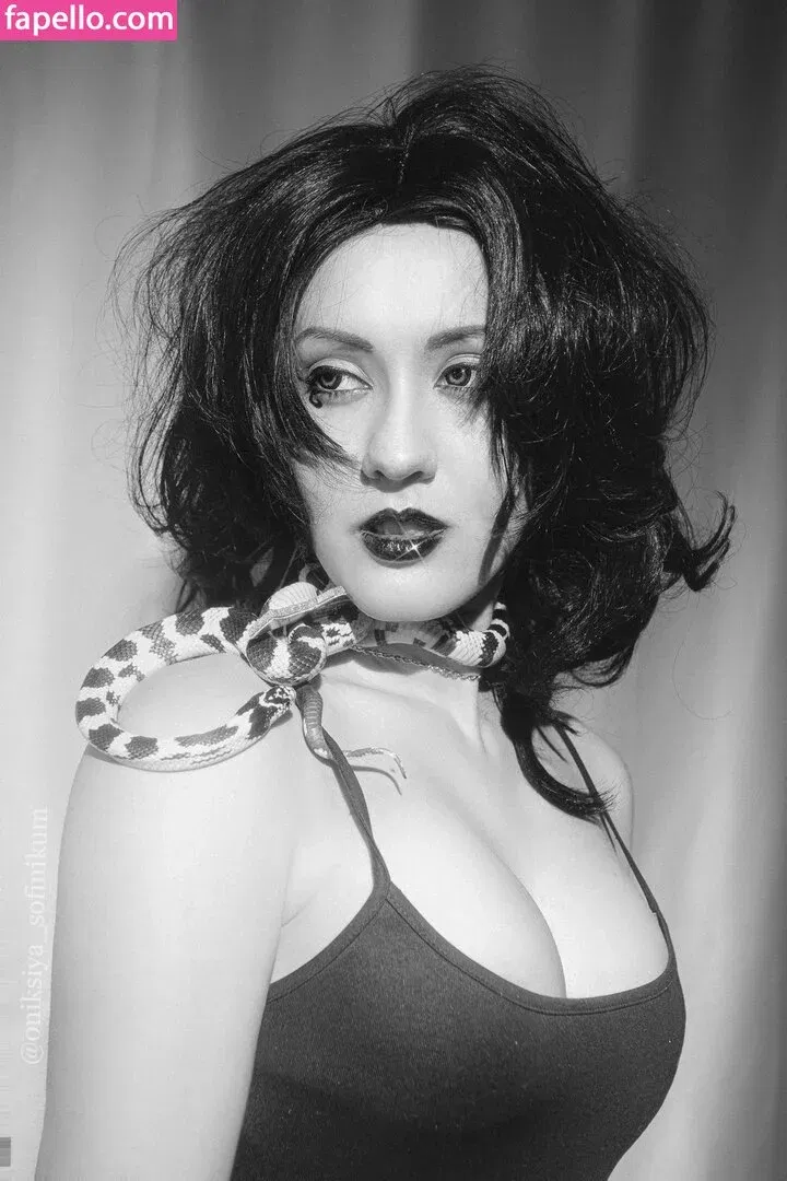 Oniksiya Sofinikum Onlyfans Photo Gallery 