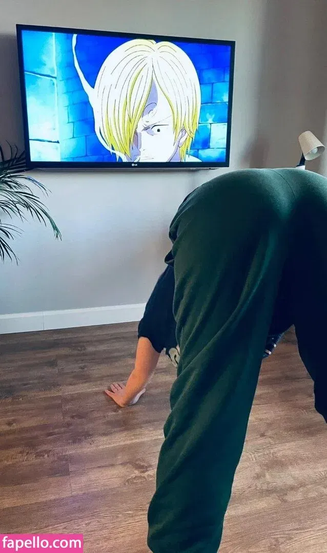 Oniksiya Sofinikum Onlyfans Photo Gallery 