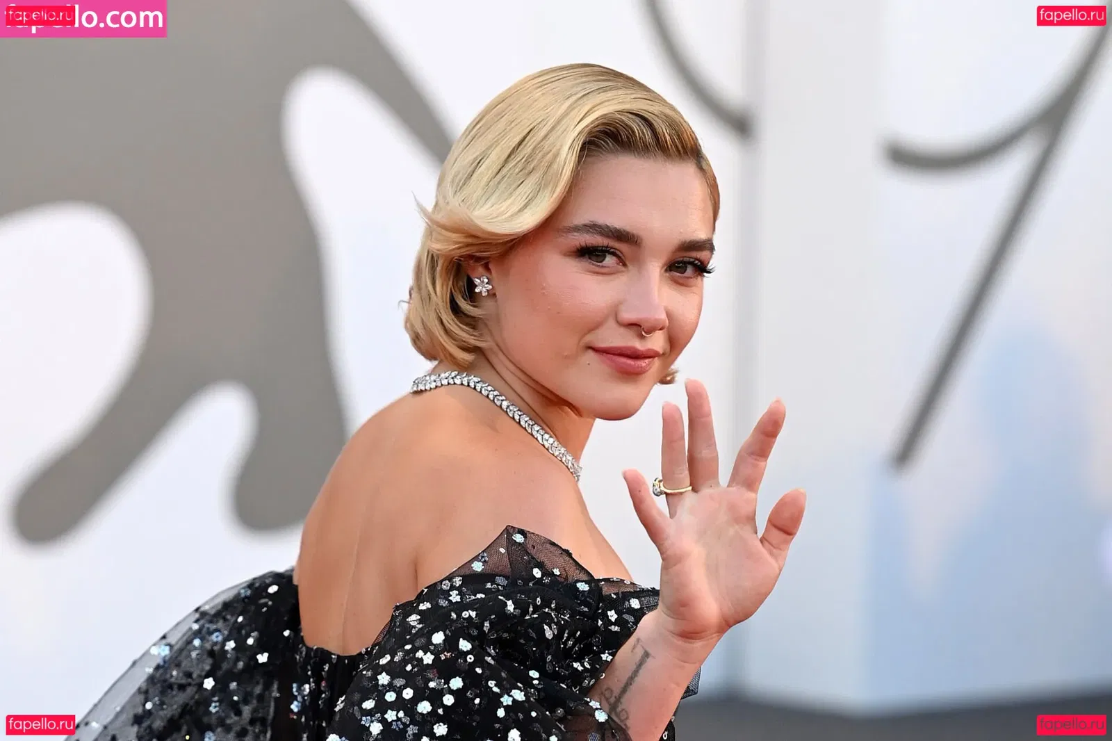 Florence Pugh Onlyfans Photo Gallery 