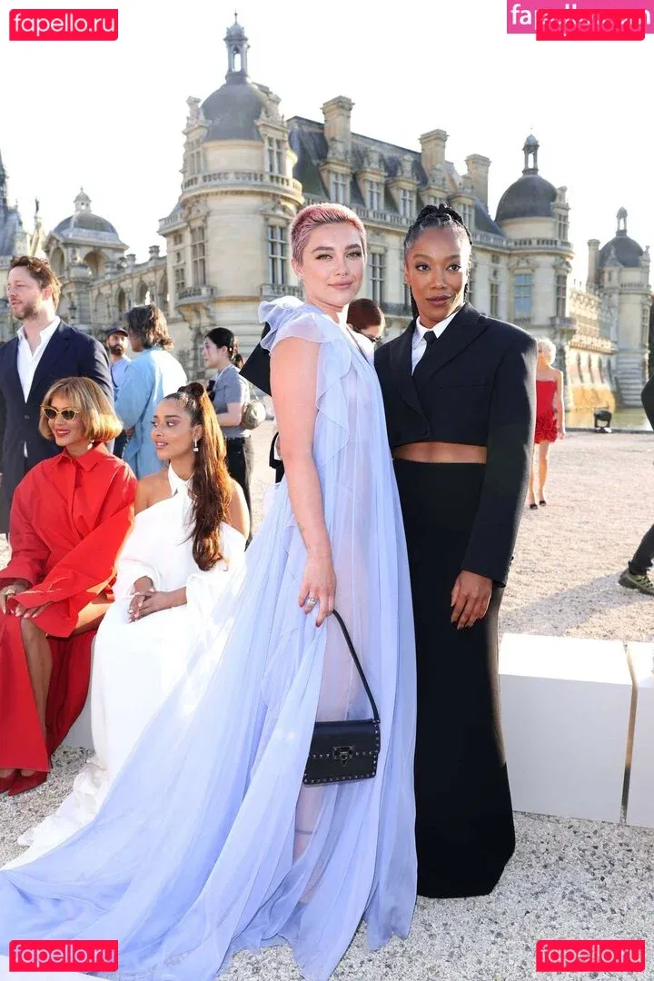 Florence Pugh Onlyfans Photo Gallery 