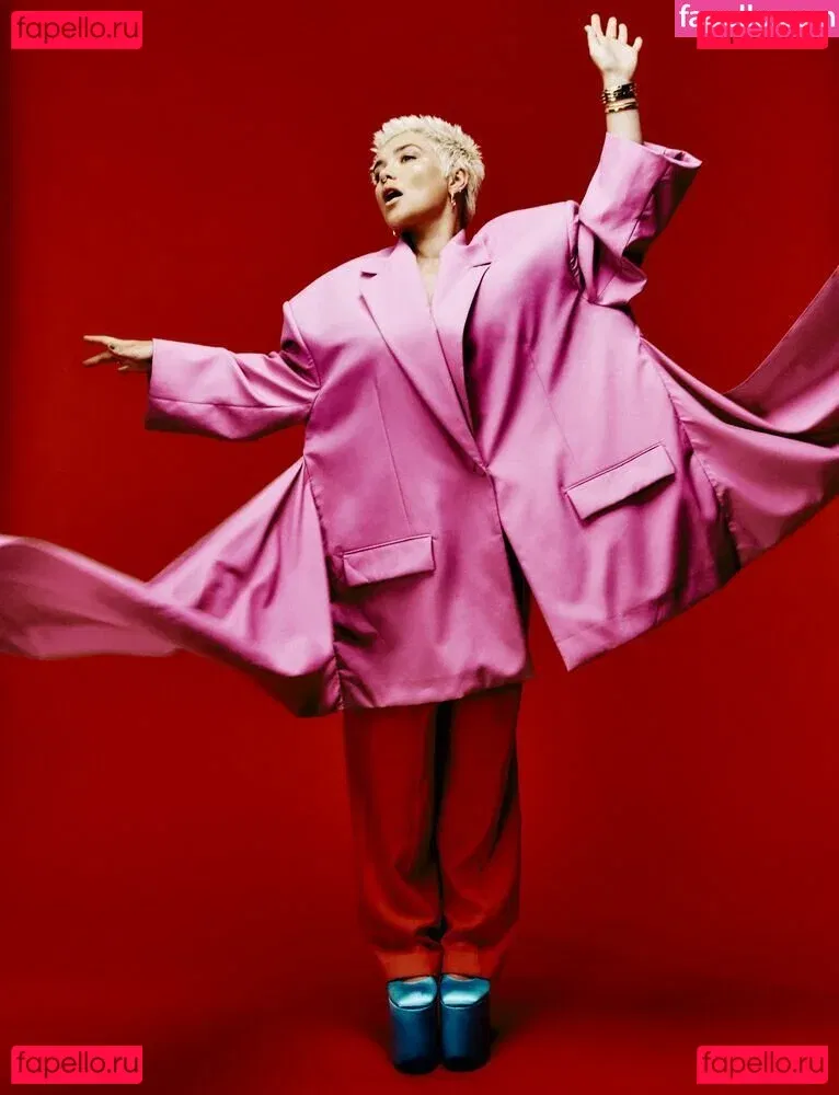 Florence Pugh Onlyfans Photo Gallery 