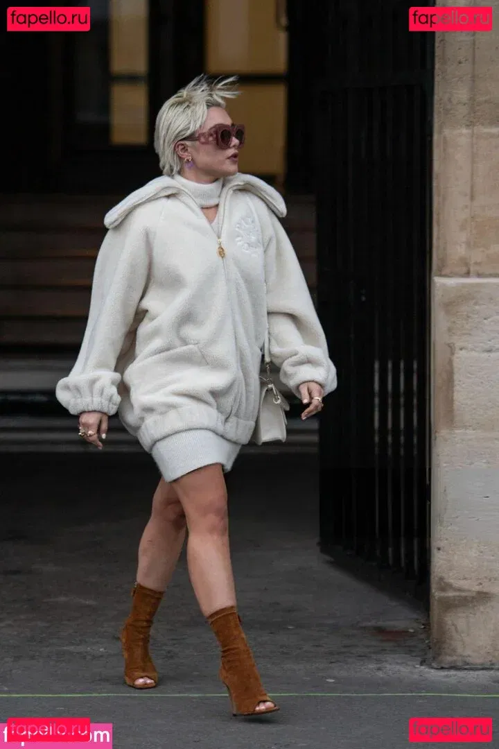 Florence Pugh Onlyfans Photo Gallery 