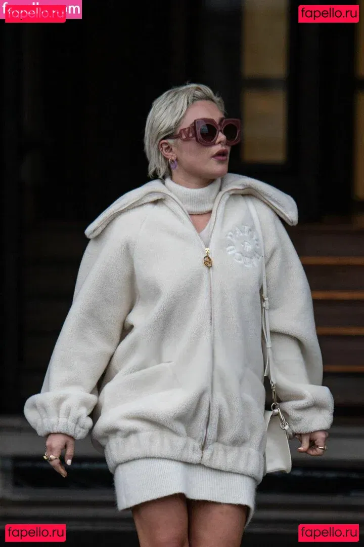 Florence Pugh Onlyfans Photo Gallery 