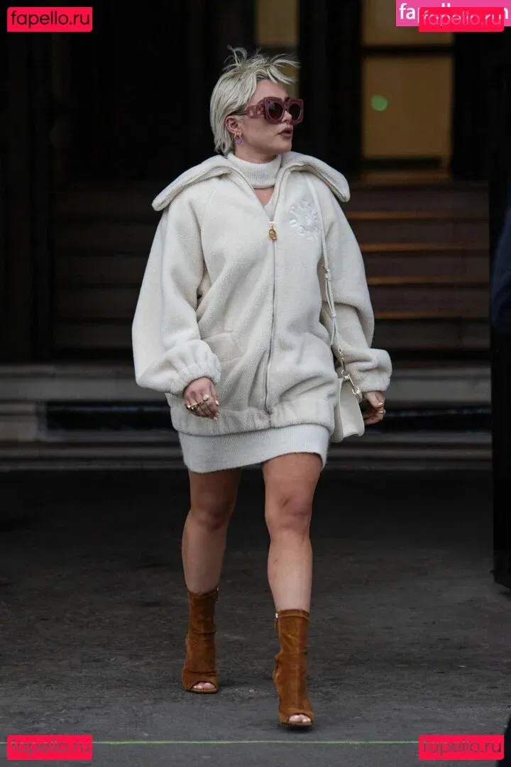 Florence Pugh Onlyfans Photo Gallery 