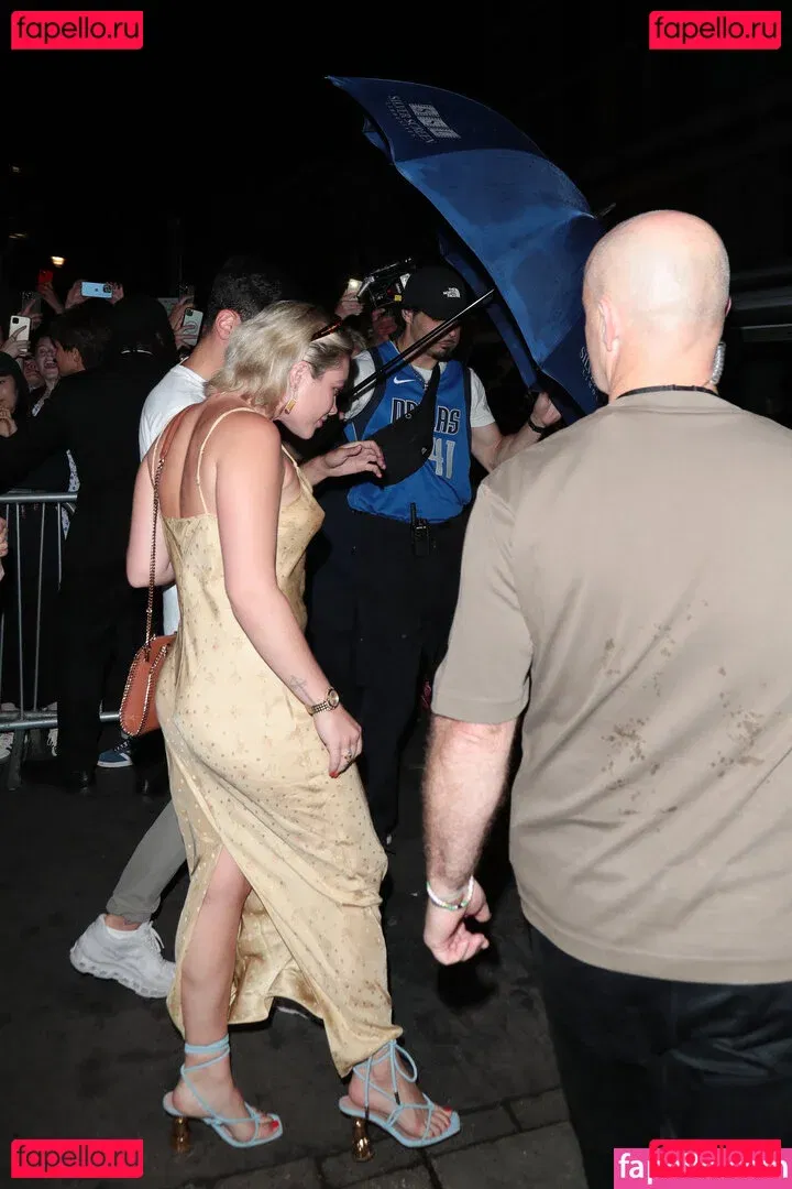 Florence Pugh Onlyfans Photo Gallery 