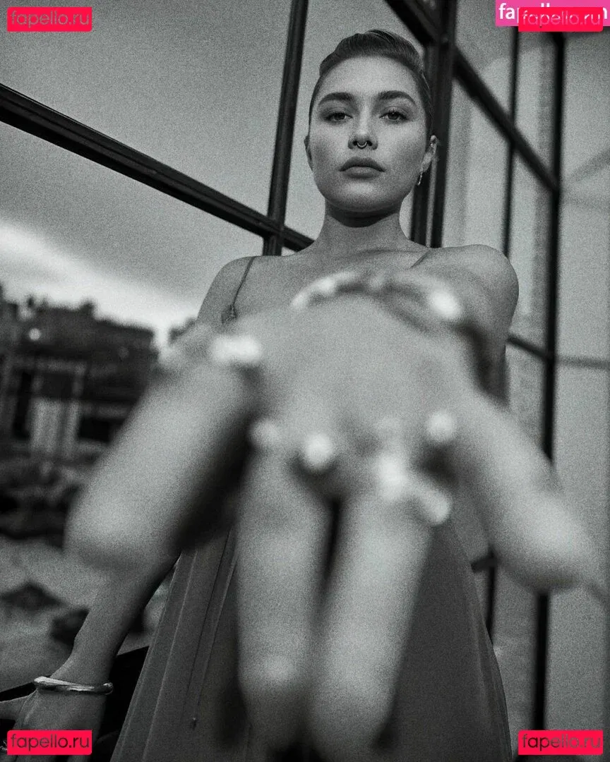 Florence Pugh Onlyfans Photo Gallery 