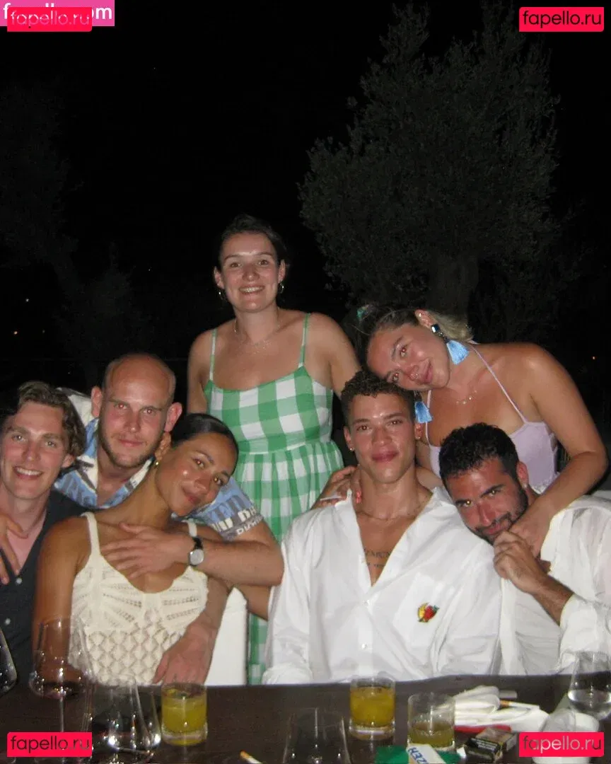 Florence Pugh Onlyfans Photo Gallery 