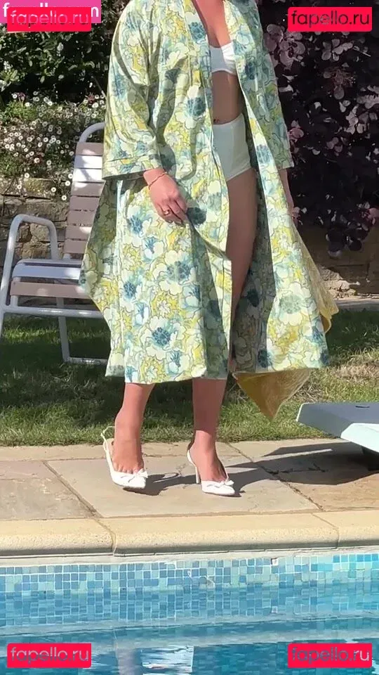 Florence Pugh Onlyfans Photo Gallery 