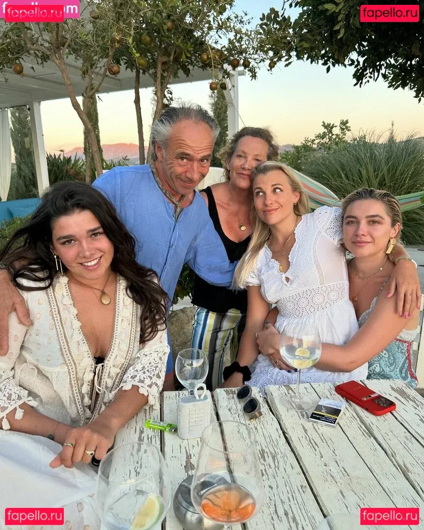 Florence Pugh Onlyfans Photo Gallery 