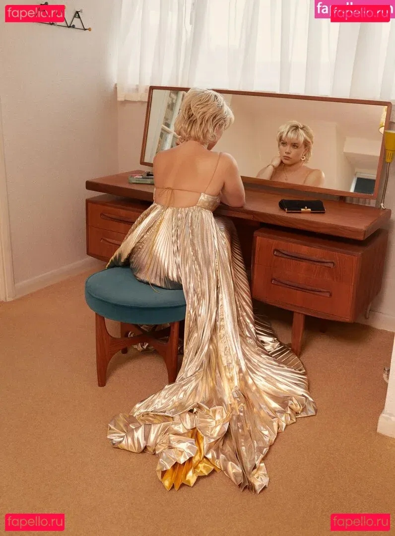 Florence Pugh Onlyfans Photo Gallery 