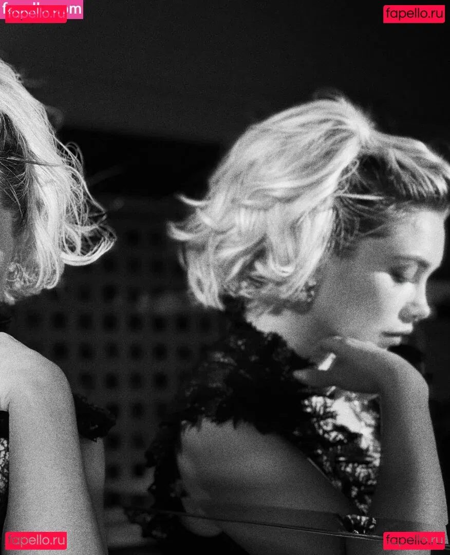 Florence Pugh Onlyfans Photo Gallery 