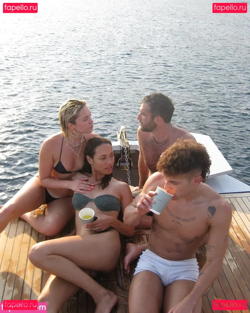 Florence Pugh Onlyfans Photo Gallery 