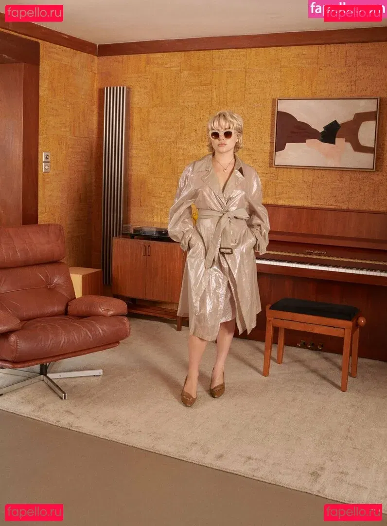 Florence Pugh Onlyfans Photo Gallery 