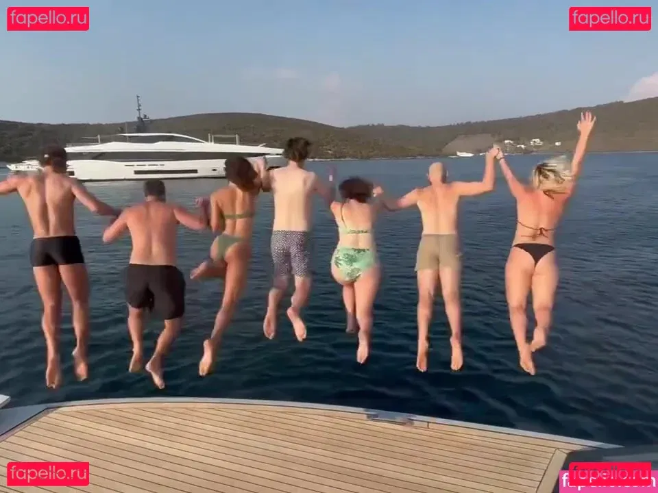 Florence Pugh Onlyfans Photo Gallery 