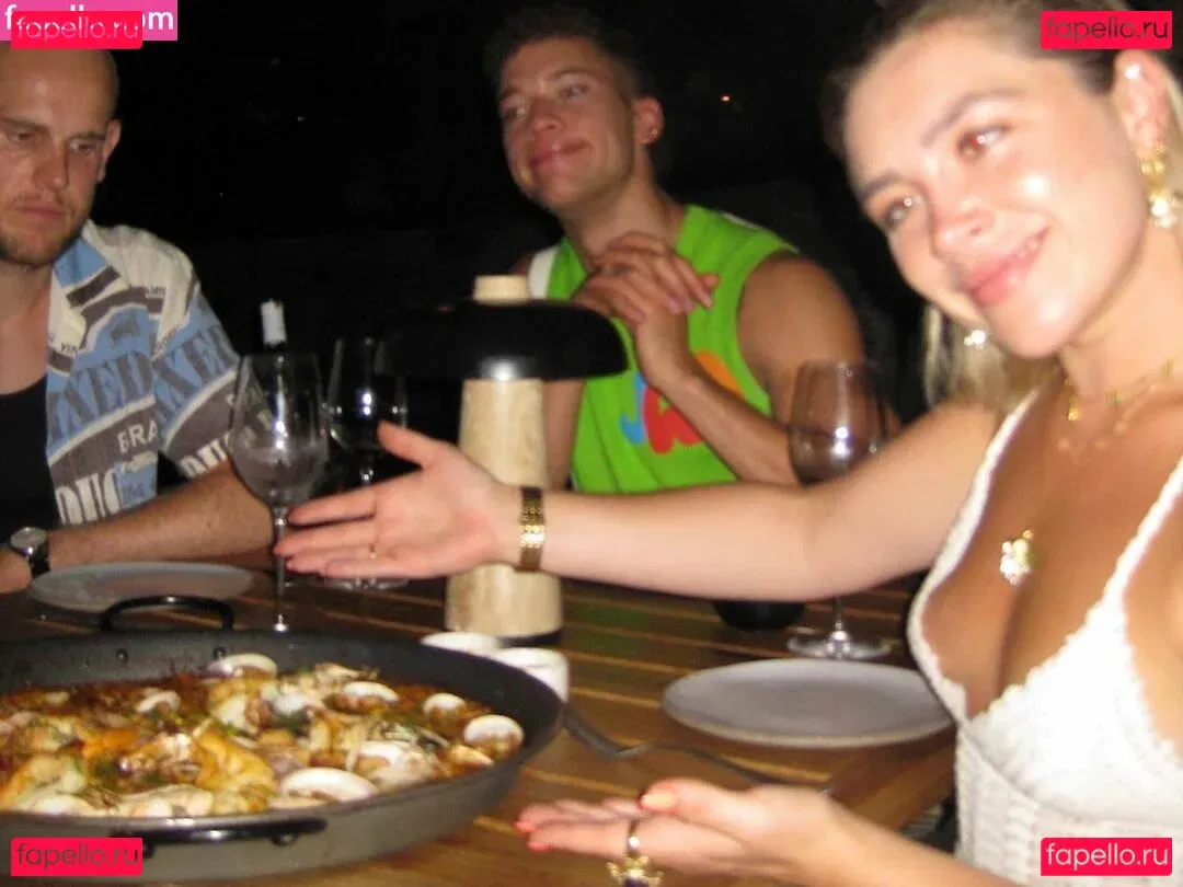 Florence Pugh Onlyfans Photo Gallery 