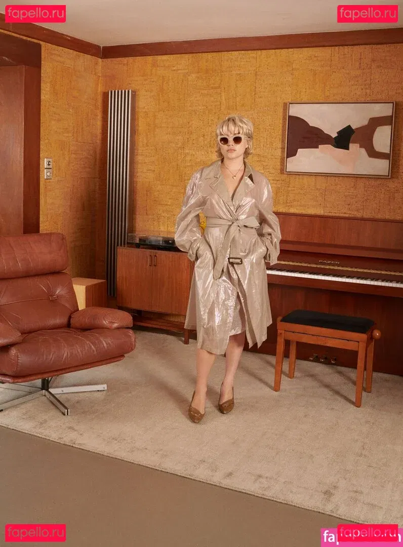 Florence Pugh Onlyfans Photo Gallery 