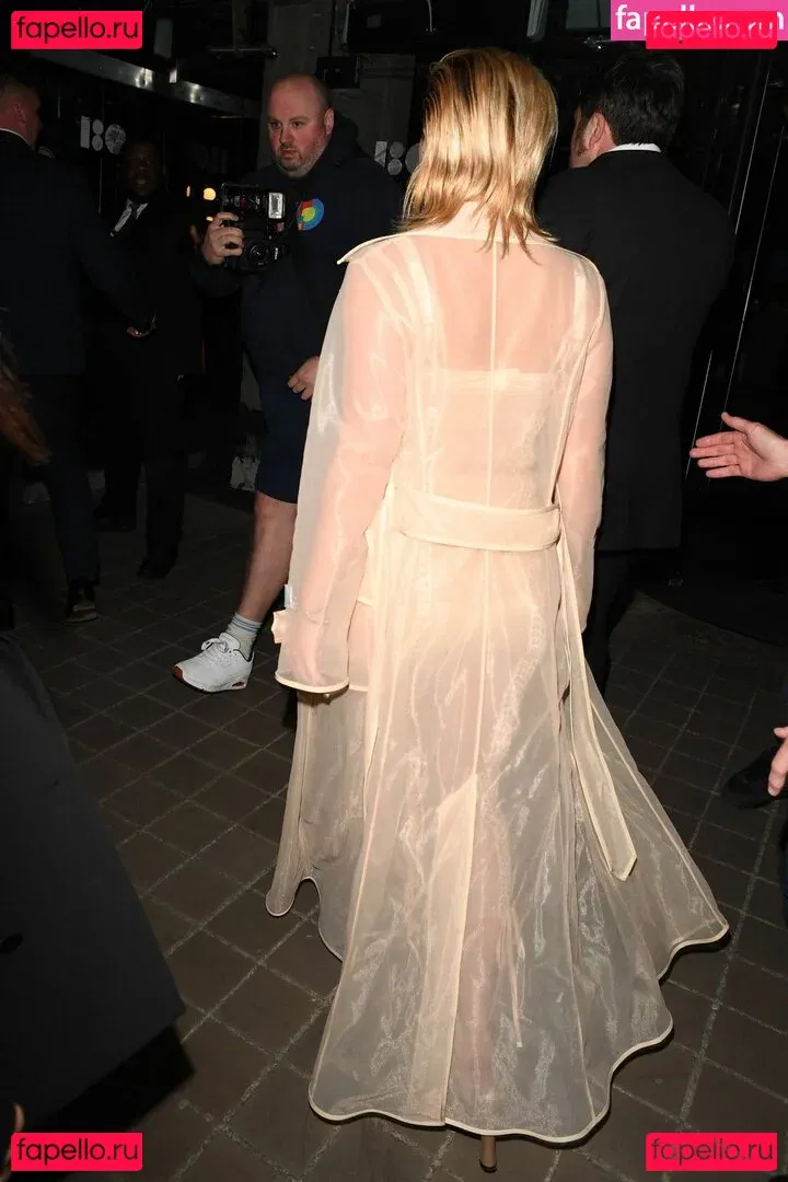 Florence Pugh Onlyfans Photo Gallery 