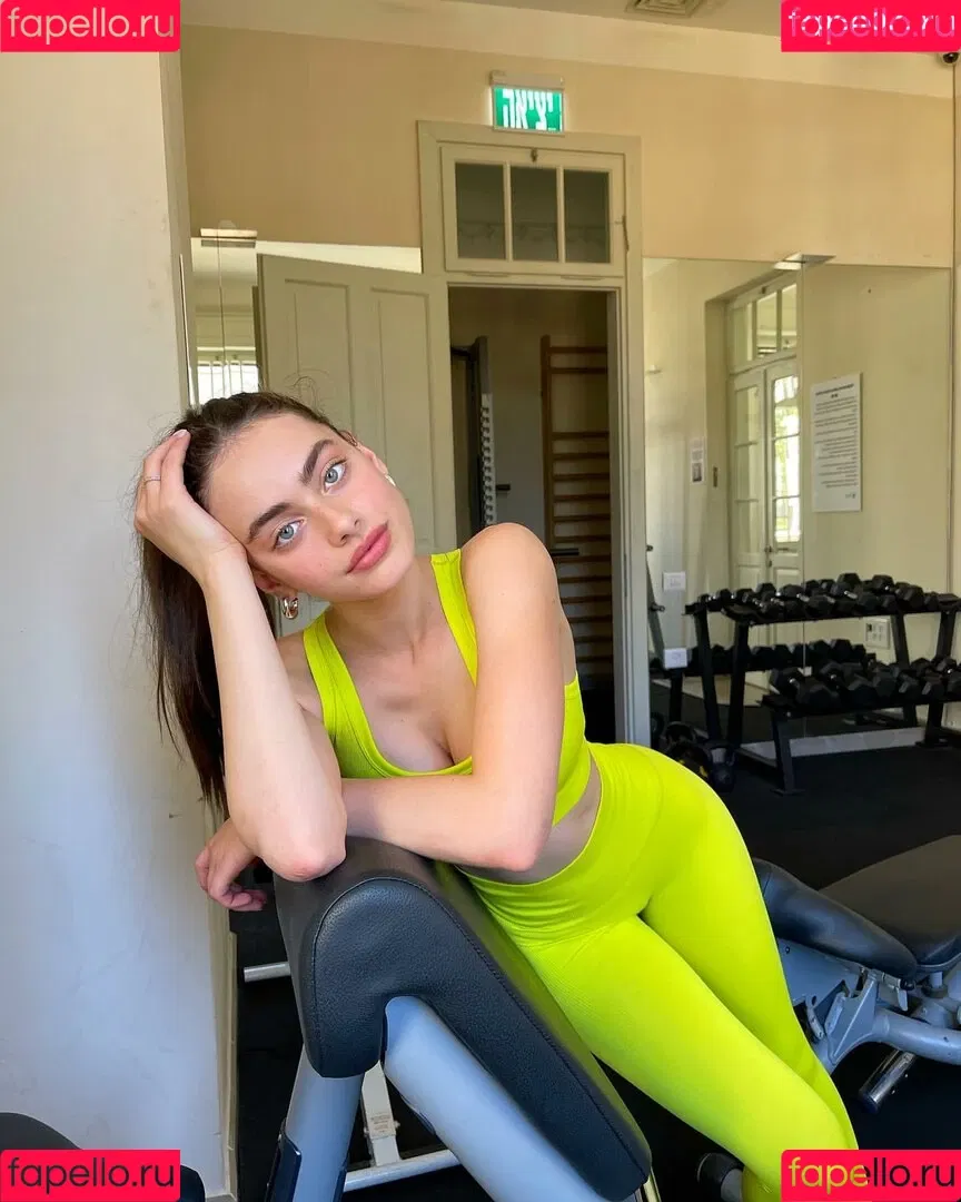Yael Shelbia Onlyfans Photo Gallery 