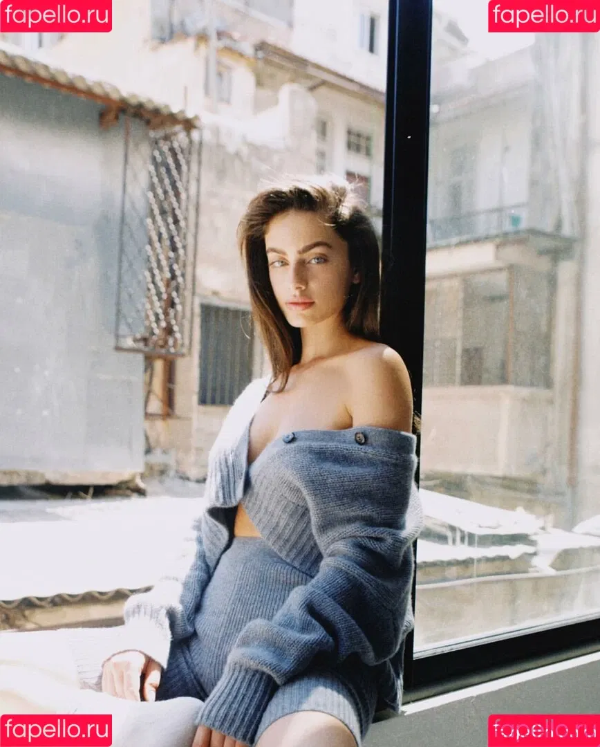 Yael Shelbia Onlyfans Photo Gallery 