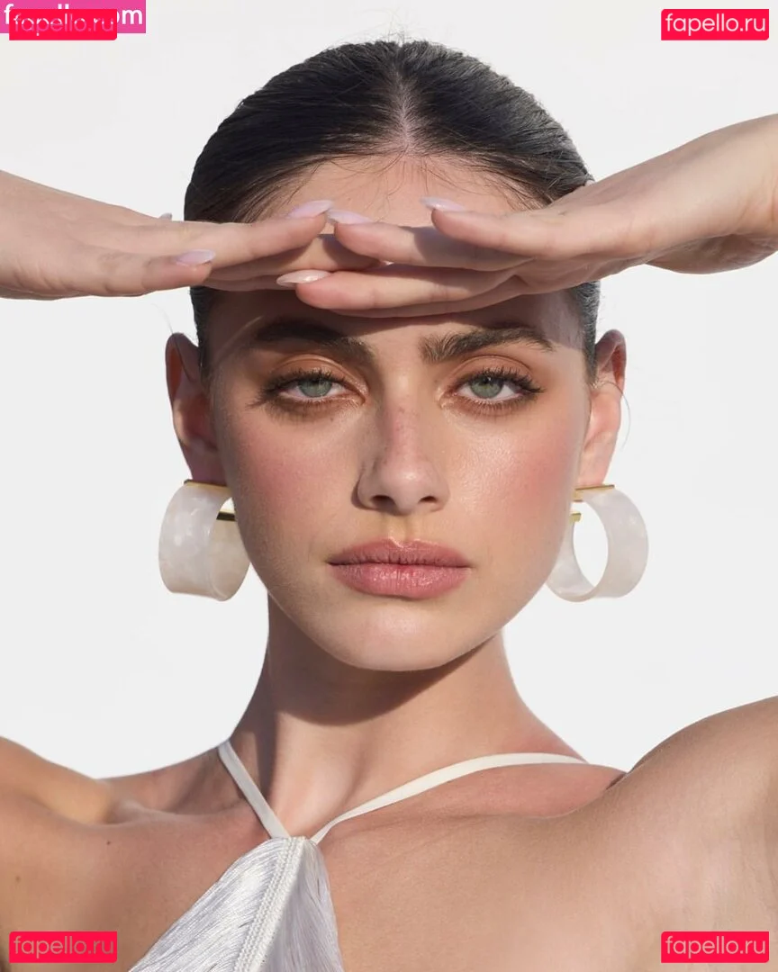 Yael Shelbia Onlyfans Photo Gallery 