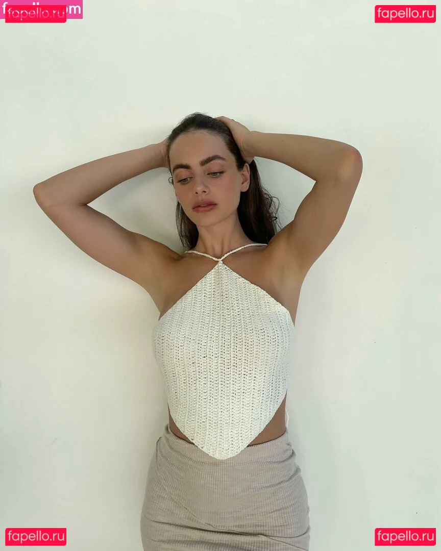 Yael Shelbia Onlyfans Photo Gallery 