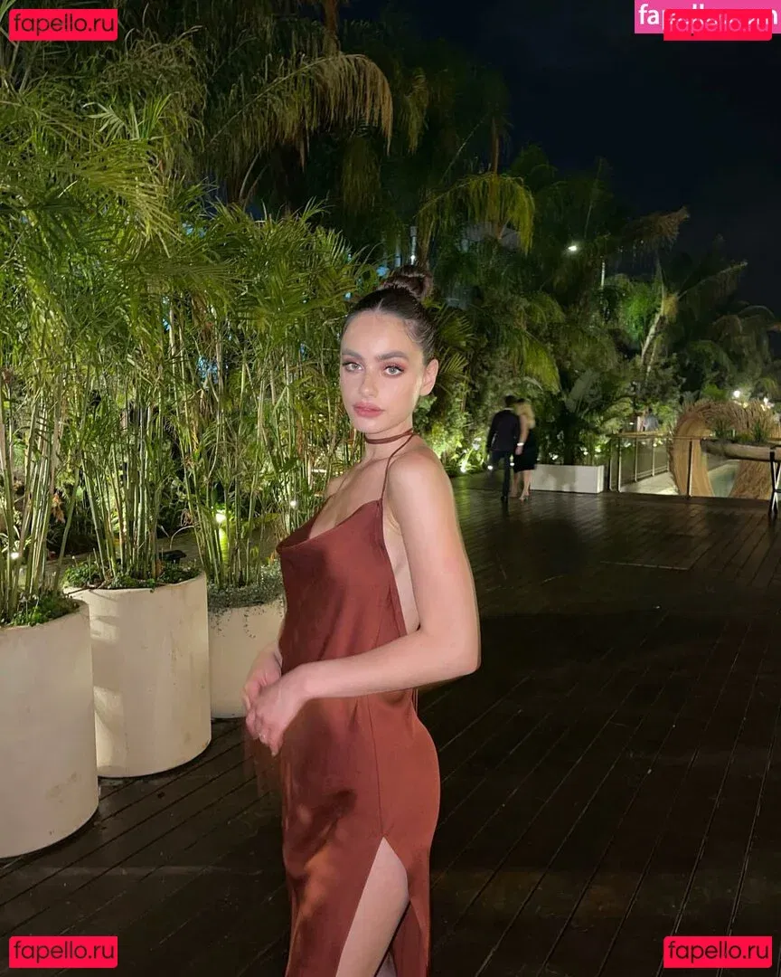 Yael Shelbia Onlyfans Photo Gallery 