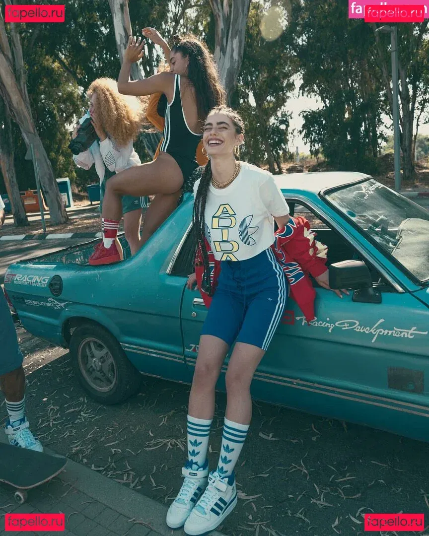 Yael Shelbia Onlyfans Photo Gallery 