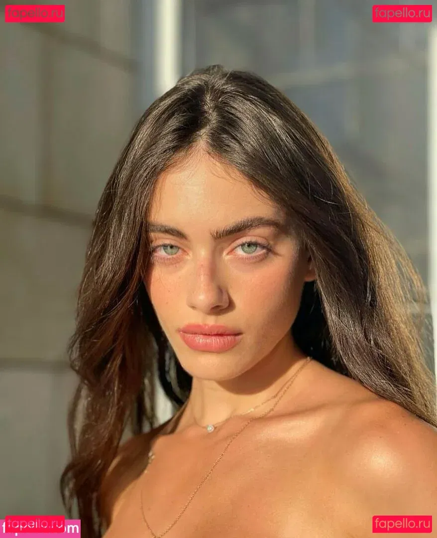 Yael Shelbia Onlyfans Photo Gallery 