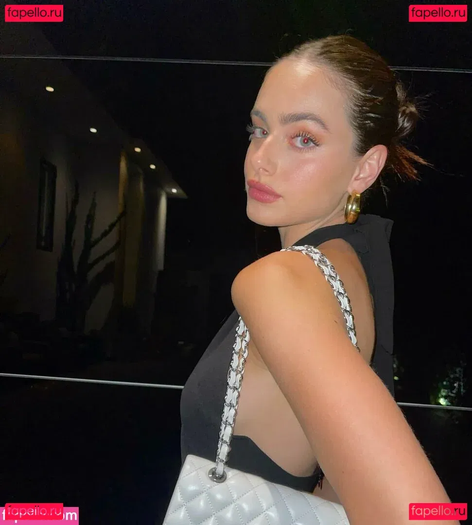 Yael Shelbia Onlyfans Photo Gallery 