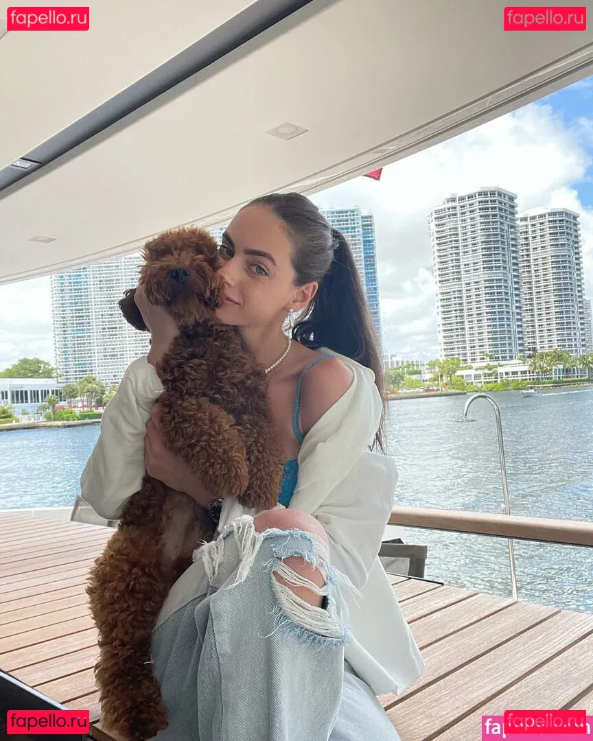 Yael Shelbia Onlyfans Photo Gallery 