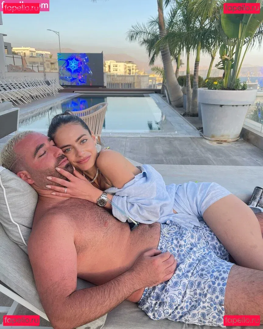 Yael Shelbia Onlyfans Photo Gallery 