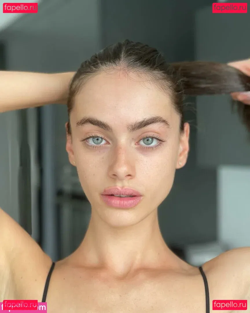 Yael Shelbia Onlyfans Photo Gallery 