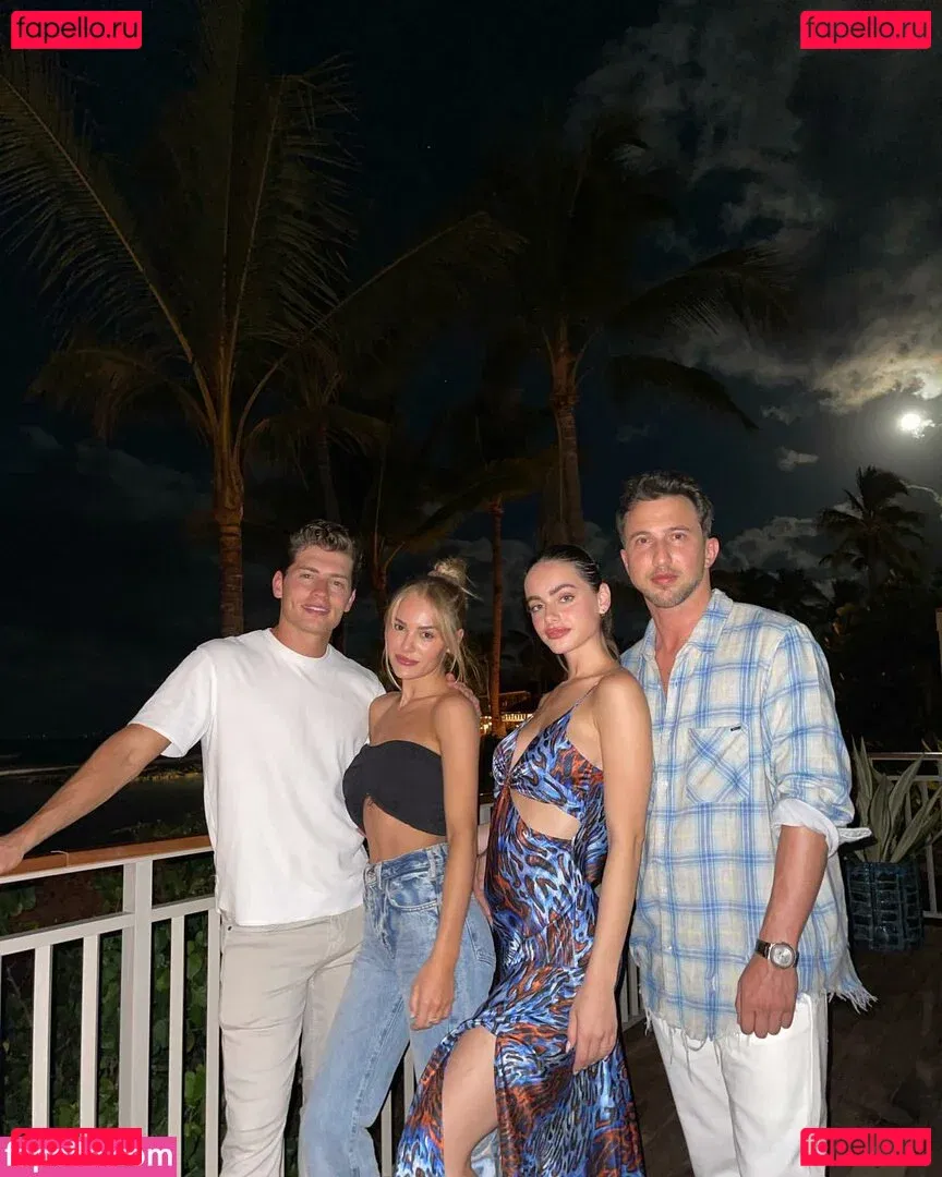 Yael Shelbia Onlyfans Photo Gallery 