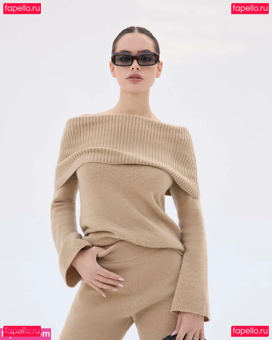 Yael Shelbia Onlyfans Photo Gallery 